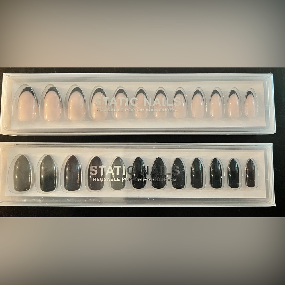2- sets Static Nails Almond Shape